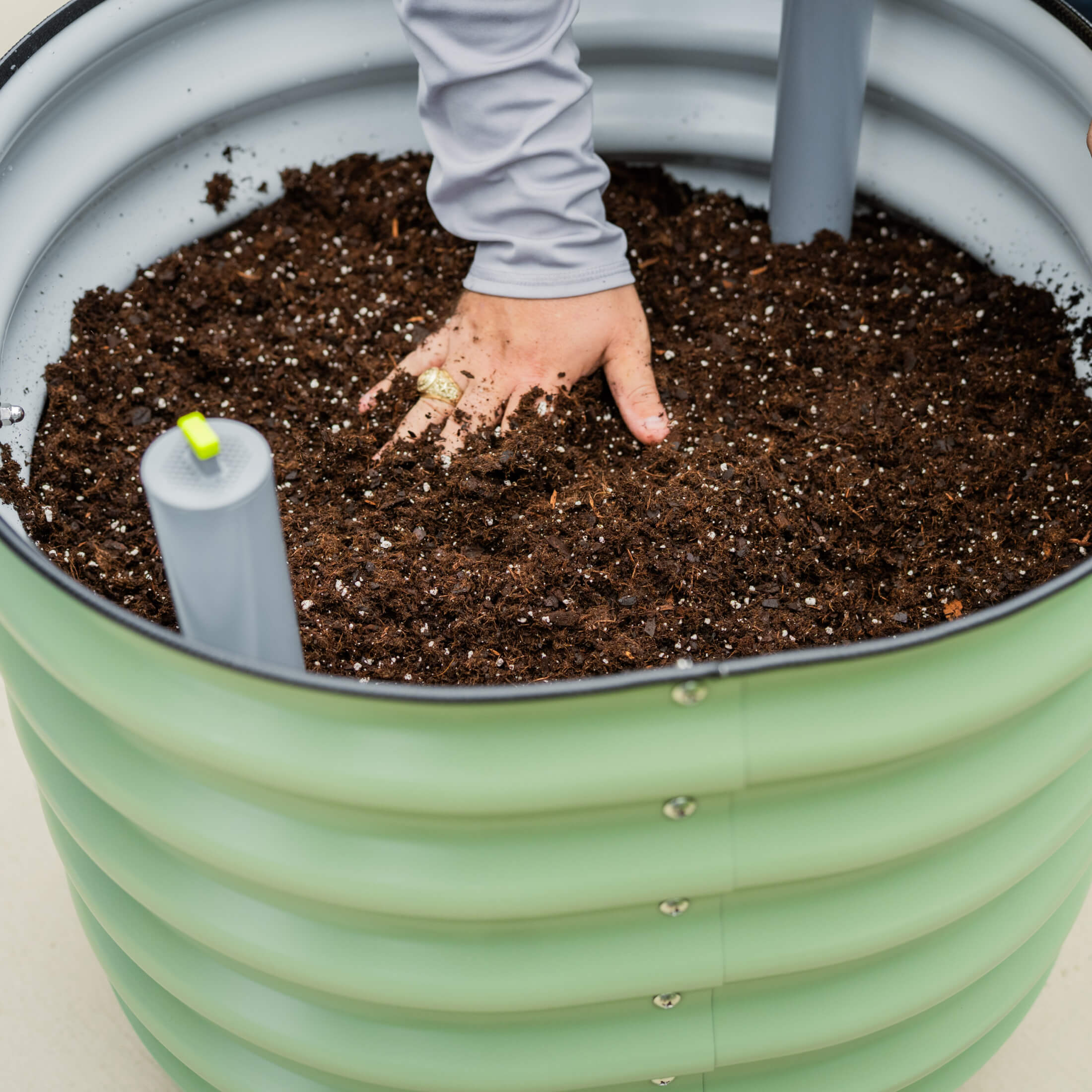 Self-Watering Rolling Citrus Tree Planter 30 Gallon - Gen 3 - Image 9