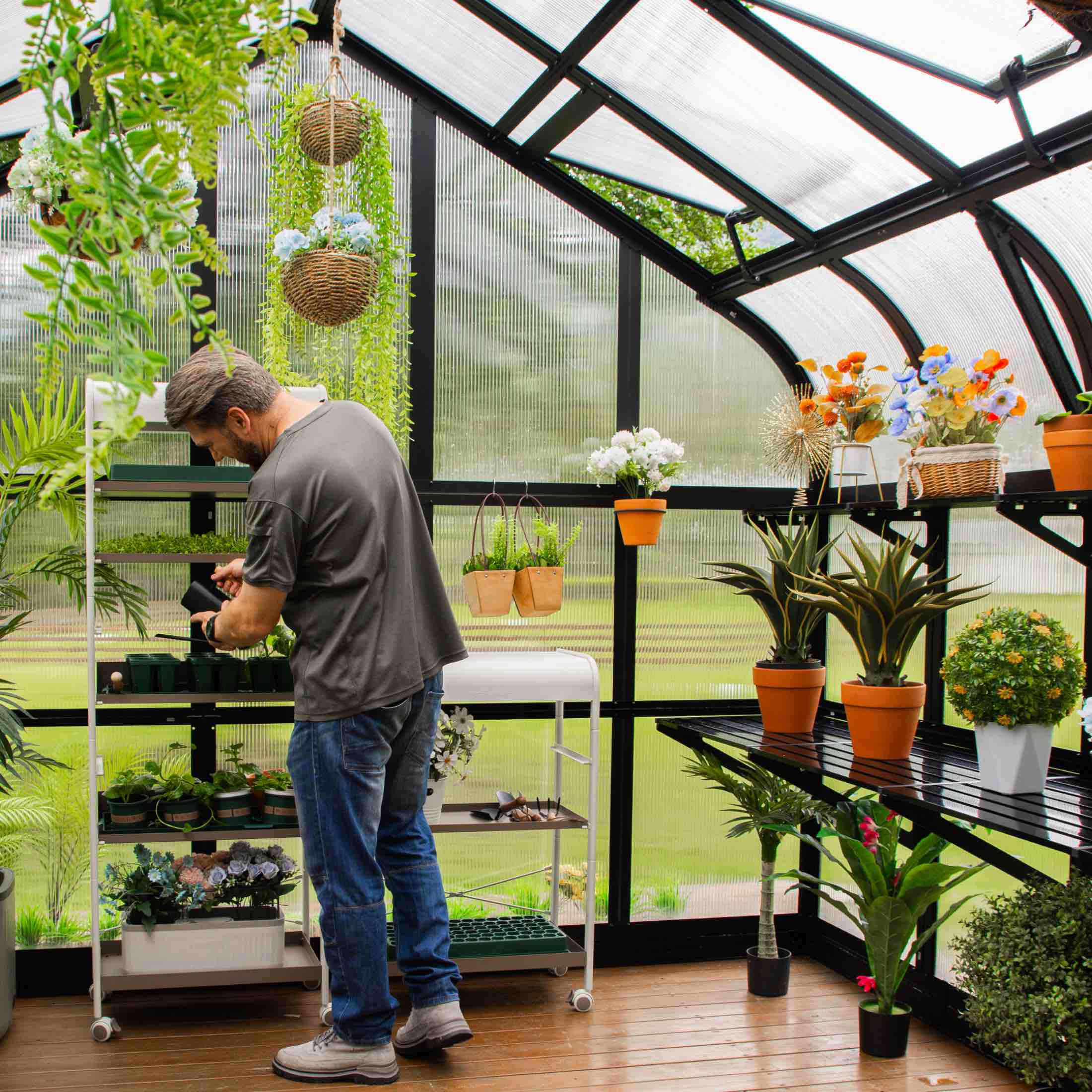 Vego Grand Pacific Greenhouse - 12.5ft Wide - Image 6